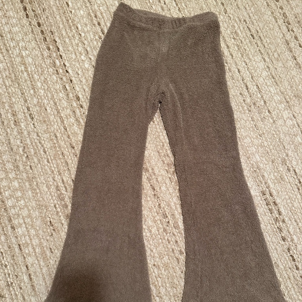 Easel (boutique brand) flare fluffy pants- Women's small